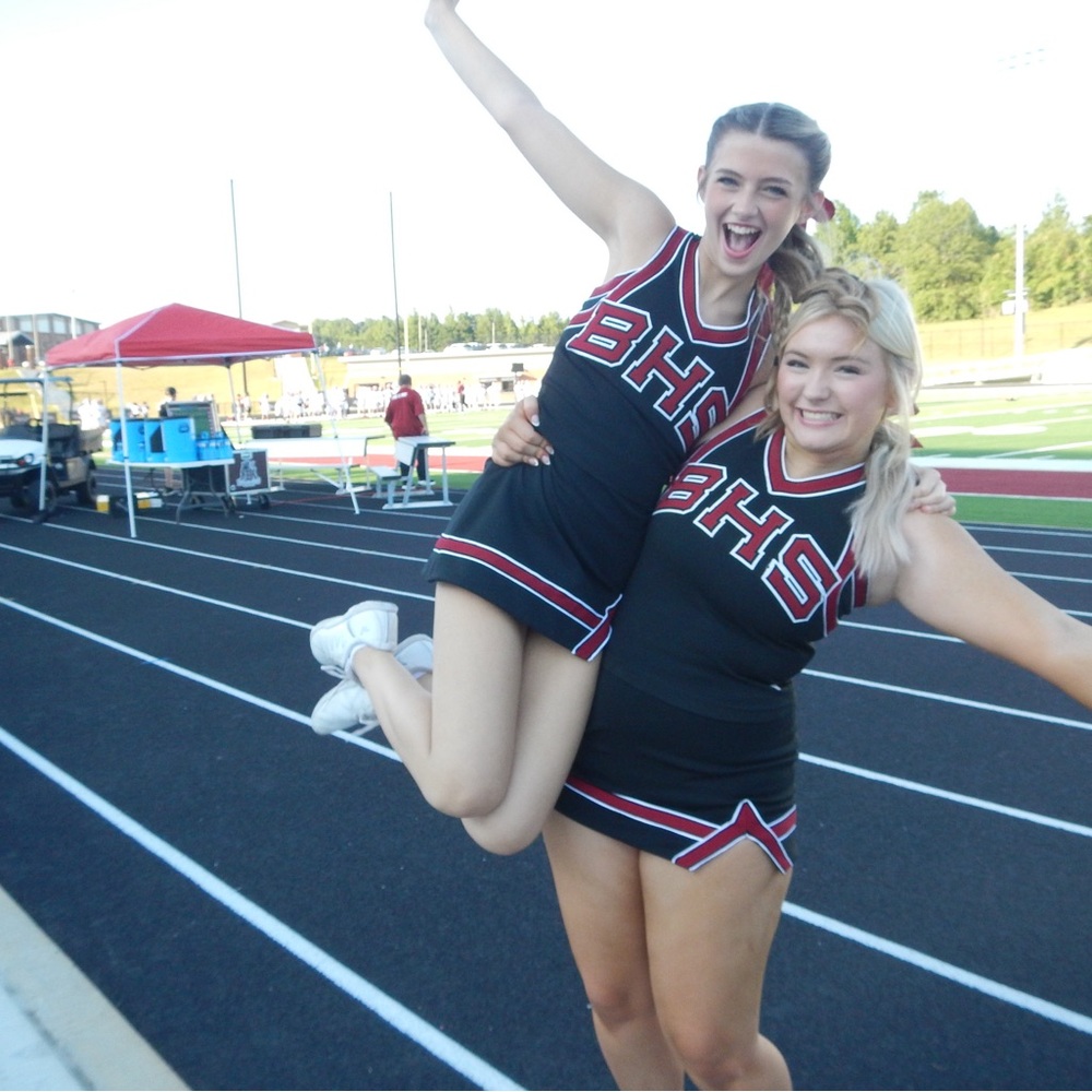 Meet your Posher, Izzie